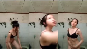 Gadis Tocil Natsya Mandi Part 3