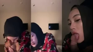 Jilbab Doyan Posisi Atas